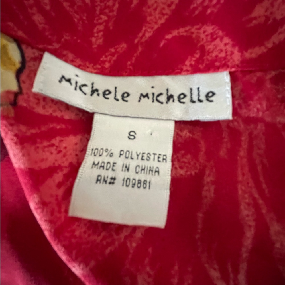 Stunning Michele Michelle Kimono Red Wrap Blouse with Short Sleeves a Tie Front - Picture 8 of 9